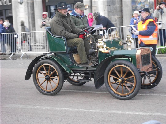 Photo:Arriving at Brighton (Madeira Drive along the seafront) after successfully completing the run is this 1904 Humberette (LKX 3) - probably Coventry-made, but with a 3-speed gearbox as per the Beeston models.