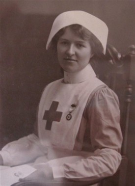 Photo:Beatrice in Red Cross uniform
