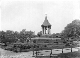 Photo:Chinese Bell Tower Nottingham Arboretum c. 1910
