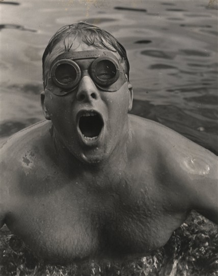 Photo:Cross-channel swimmer Tom Blower, 1940s