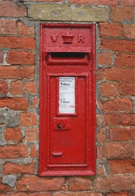 Photo:Victorian wall box by W.T. Allen