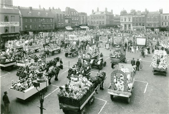 Photo:1. Taken in 1939 this picture shows Sunday School devices drawn up in Newark Market place for judging.