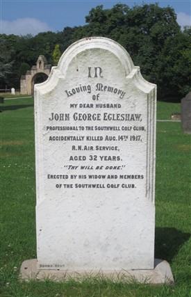 Photo:John Egleshaw's gravestone in the churchyard at Southwell Minster
