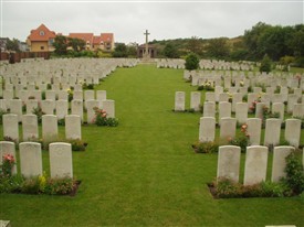Photo:Les Baraques Military Cemetery