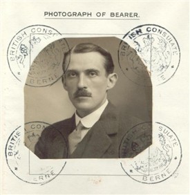 Photo:Redmond Barton Cafferata - Passport photo September 1916