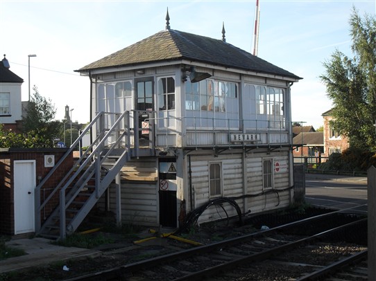 Photo:Signal Box at Newark castle Station, controlling gates across the Great North Road