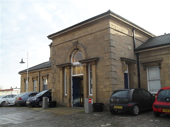 Photo:Main entrance from the station car park