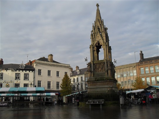 Photo:Mansfield: Market Place: Titchfield Monument