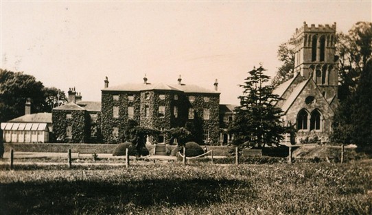 Photo:Thurgarton Priory and parish church in the early 20th century
