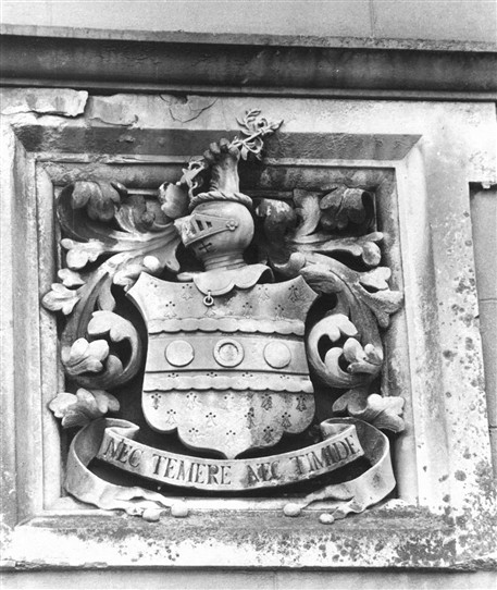 Photo:Stone crest in the east gable of the Lodge at Thurgarton Priory